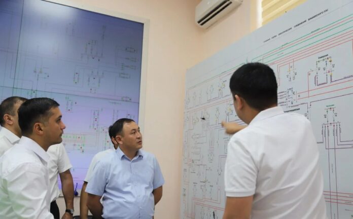 photo_5794213136788736553_y