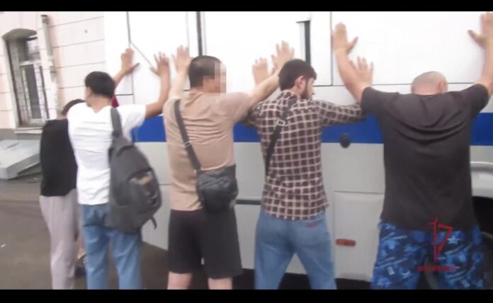 photo_5810089981614606778_y