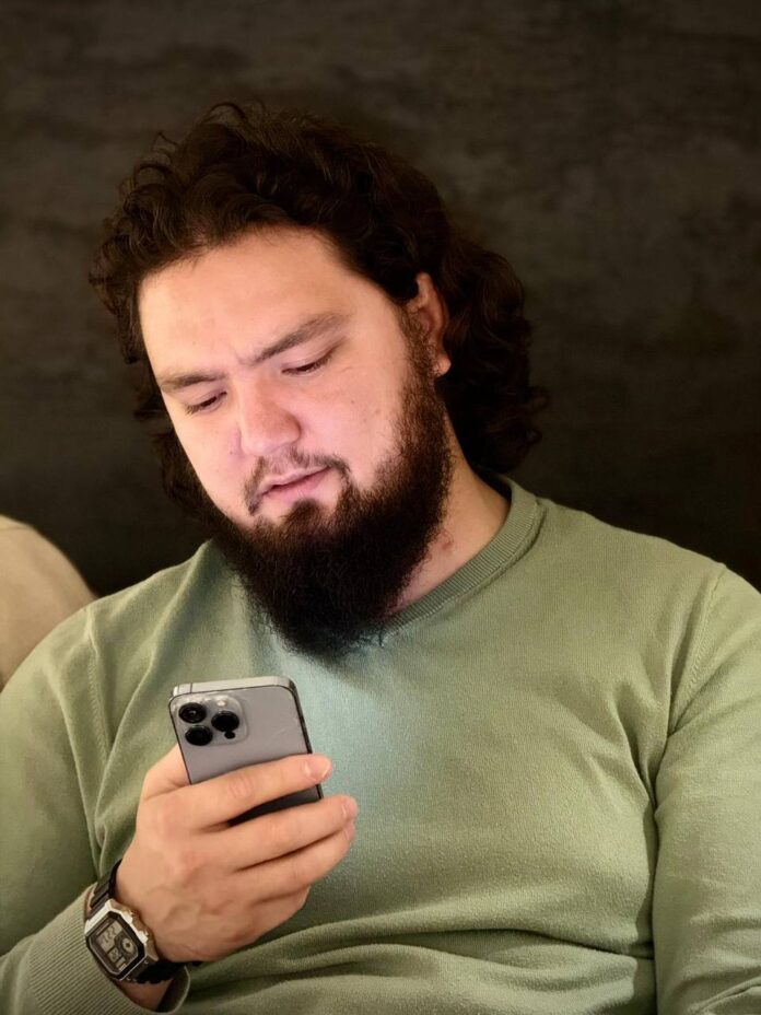 8cebcbba-7fc7-4f57-a5c8-7b3986af4225