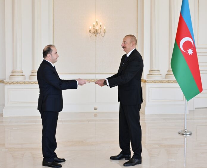 Акс аз https://azertag.az/ar/xeber/arabic-2732977